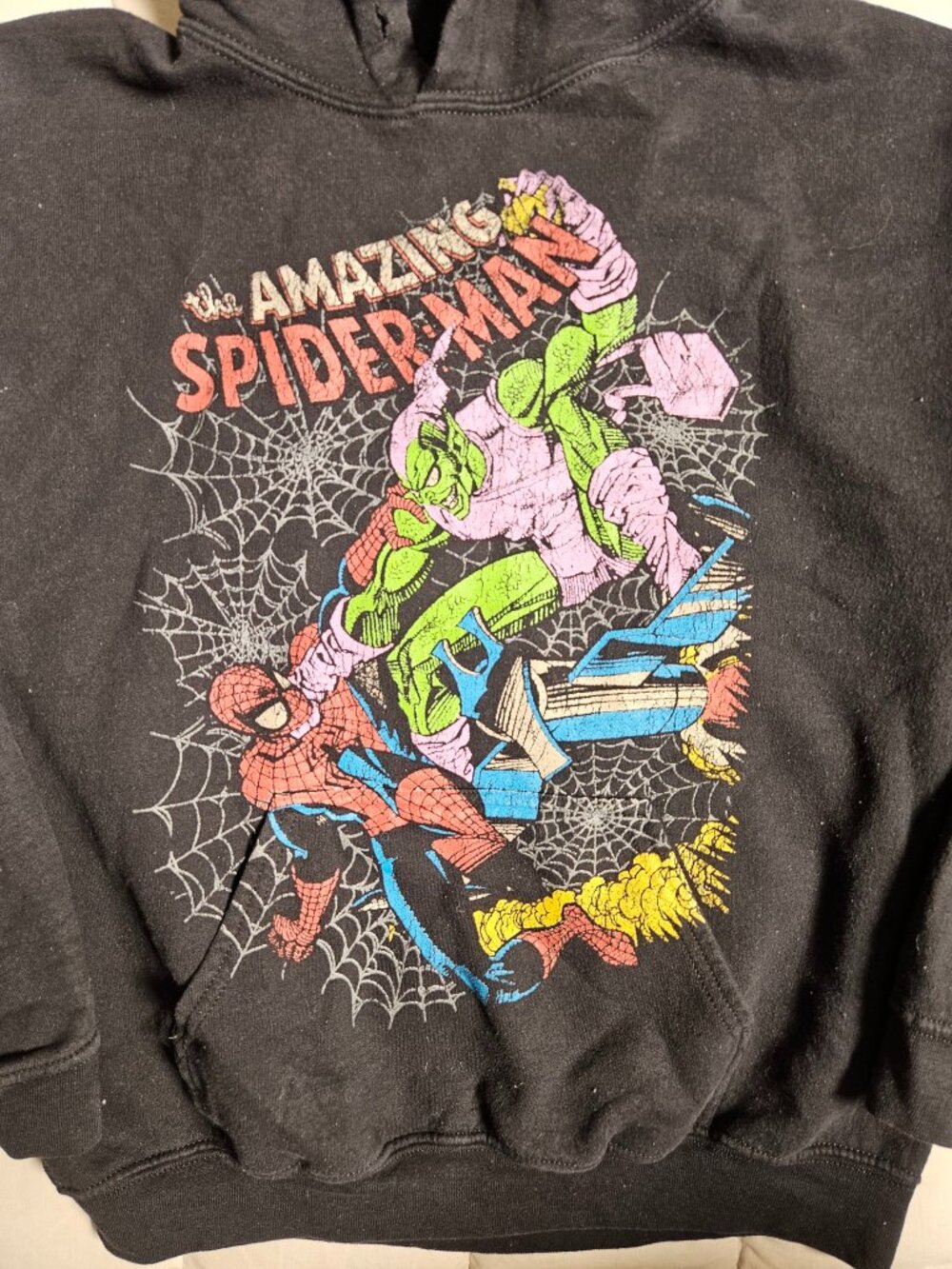 Spider-Man vs Green Goblin Pullover Hoodie M